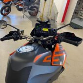 KTM - 1290 - Super Duke GT // Juuri saapunut! / Huippu varusteet / 1-Om / Akrapovic / 3x laukut / Huoltokirja // - Moottoripyörä