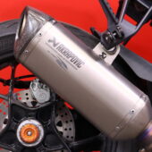 KTM - 1290 - Super Duke R // 2-OM Suomipyörä, Akrapovic, Shifter, Huoltokirja // - Moottoripyörä