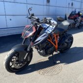 KTM - 1290 - Super Duke R // Juuri saapunut! // Shifter+ / IXIL / Vakkari // - Moottoripyörä