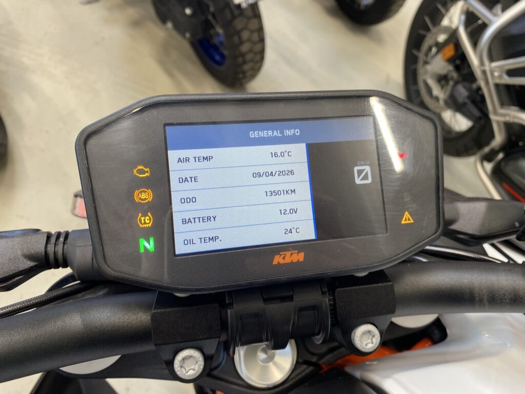 KTM - 1290 - Super Duke R // Juuri saapunut! // Shifter+ / IXIL / Vakkari // KTM - 1290 - Super Duke R // Juuri saapunut! // Shifter+ / IXIL / Vakkari // - Moottoripyörä
