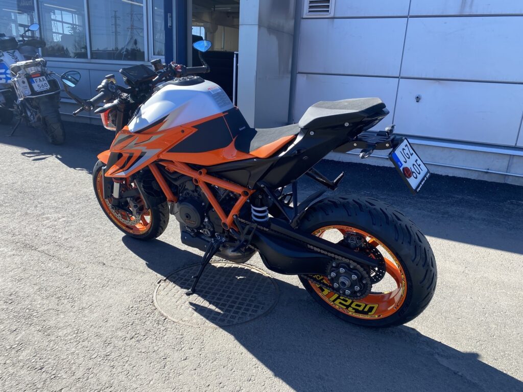 KTM - 1290 - Super Duke R // Juuri saapunut! / Dominator / Shifter / Vakkari / Keyless // KTM - 1290 - Super Duke R // Juuri saapunut! / Dominator / Shifter / Vakkari / Keyless // - Moottoripyörä