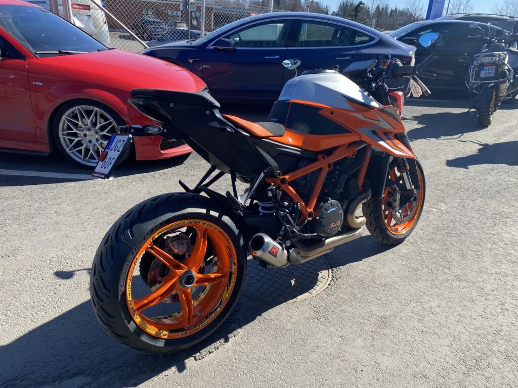 KTM - 1290 - Super Duke R // Juuri saapunut! / Dominator / Shifter / Vakkari / Keyless // KTM - 1290 - Super Duke R // Juuri saapunut! / Dominator / Shifter / Vakkari / Keyless // - Moottoripyörä