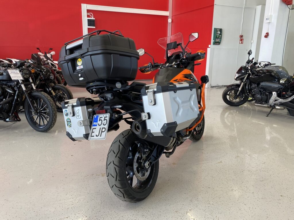 KTM - 1290 Super Adventure S - // Juuri Saapunut / ACC / Sähköalusta / 3x laukut / Keskijalka // KTM - 1290 Super Adventure S - // Juuri Saapunut / ACC / Sähköalusta / 3x laukut / Keskijalka // - Moottoripyörä