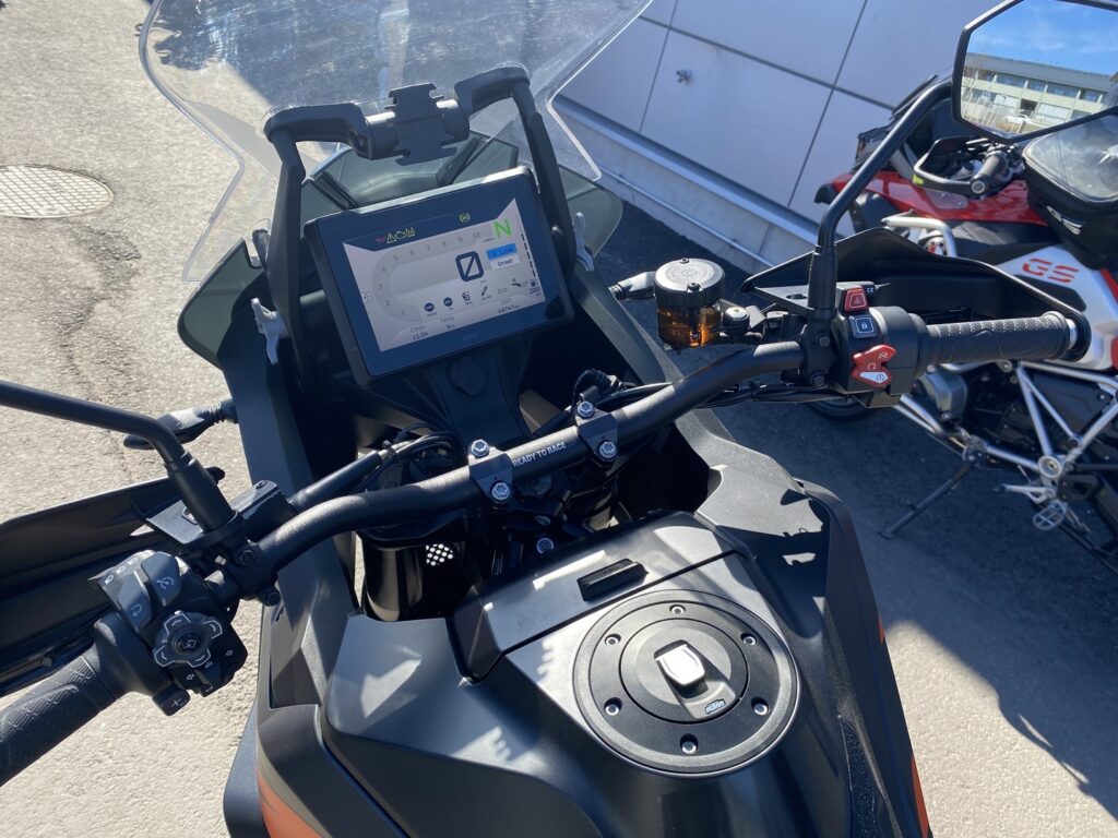 KTM - 1290 Super Adventure S - // Juuri saapunut! / ACC / Shifter+ / Keyless / Penkinlämmitin / KTM - 1290 Super Adventure S - // Juuri saapunut! / ACC / Shifter+ / Keyless / Penkinlämmitin / - Moottoripyörä