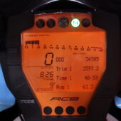 KTM - RC - 8 // Dominator Putkisto / Huoltokirja / Suomi-Pyörä / Säädettävät Kahvat / Ohjausiskari // - Moottoripyörä