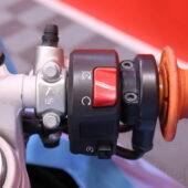 KTM - RC - 8 // Dominator Putkisto / Huoltokirja / Suomi-Pyörä / Säädettävät Kahvat / Ohjausiskari // - Moottoripyörä