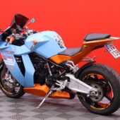 KTM - RC - 8 // Dominator Putkisto / Huoltokirja / Suomi-Pyörä / Säädettävät Kahvat / Ohjausiskari // - Moottoripyörä