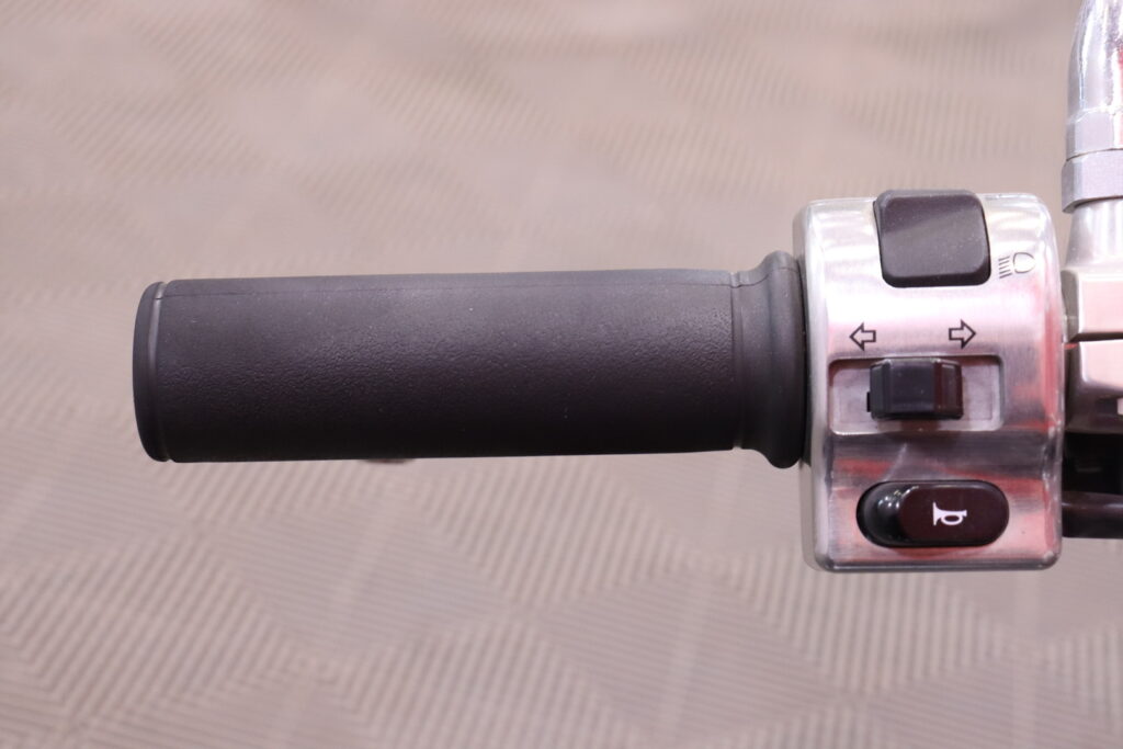 Kawasaki - VN - 900 Classic // Suomi-pyörä / Huoltokirja / A2 kuristettavissa / Sissybar // Kawasaki - VN - 900 Classic // Suomi-pyörä / Huoltokirja / A2 kuristettavissa / Sissybar // - Moottoripyörä