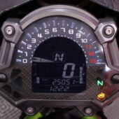 Kawasaki - Z - 900 / Suomi-Pyörä / IXIL Slipari / Huoltokirja // - Moottoripyörä