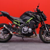 Kawasaki - Z - 900 / Suomi-Pyörä / IXIL Slipari / Huoltokirja // - Moottoripyörä