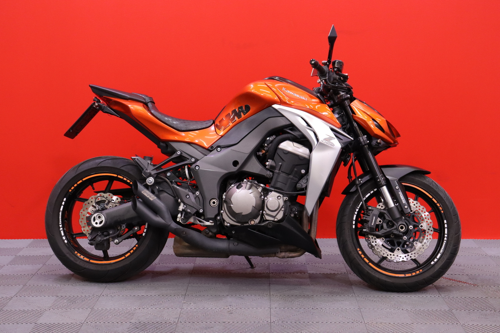 Kawasaki - Z - 1000 // Vance&Hines / Huoltokirja / ABS // - Moottoripyörä