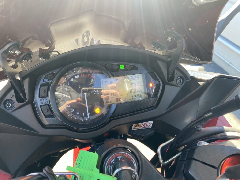 Kawasaki - Z - 1000 SX // Juuri saapuut! / 2x Laukut / Sliparit / KTRC // Kawasaki - Z - 1000 SX // Juuri saapuut! / 2x Laukut / Sliparit / KTRC // - Moottoripyörä