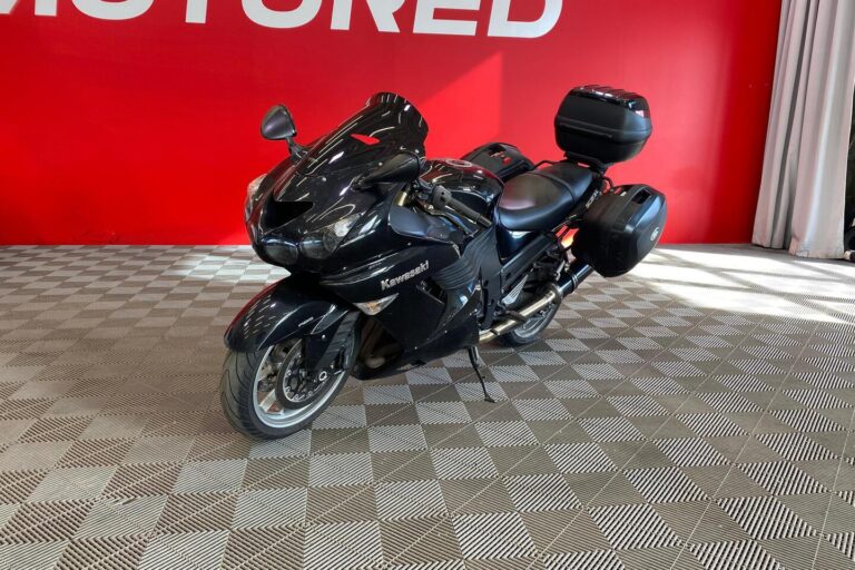 Kawasaki - ZZR - 1400  Huoltokirja, Blackwidow slip-on - Moottoripyörä