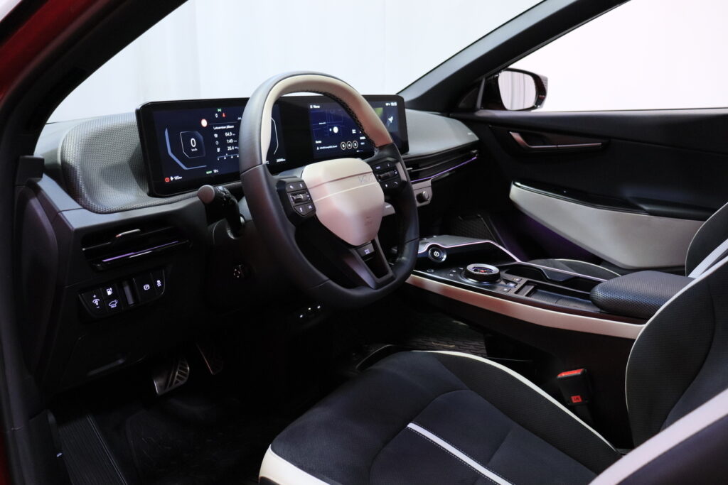 Kia - EV6 - GT-Line AWD 84kWh 325hv //1-Om Suomi-auto / ACC / Meridian / 360° / Ilmastoidut istuimet / Kia - EV6 - GT-Line AWD 84kWh 325hv //1-Om Suomi-auto / ACC / Meridian / 360° / Ilmastoidut istuimet / - Maastoauto