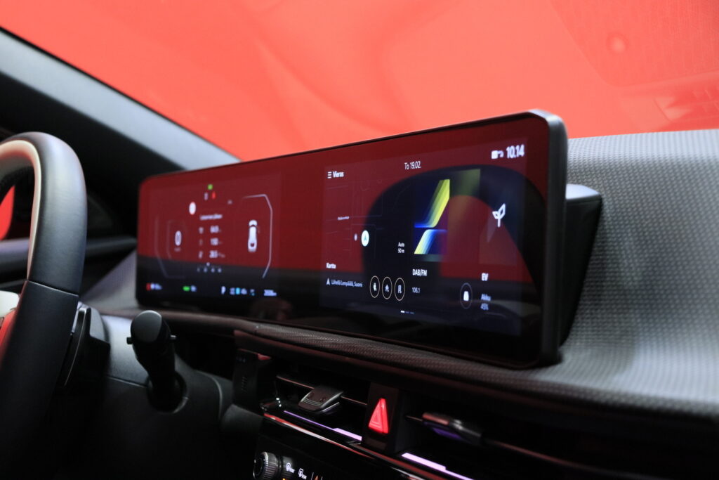 Kia - EV6 - GT-Line AWD 84kWh 325hv //1-Om Suomi-auto / ACC / Meridian / 360° / Ilmastoidut istuimet / Kia - EV6 - GT-Line AWD 84kWh 325hv //1-Om Suomi-auto / ACC / Meridian / 360° / Ilmastoidut istuimet / - Maastoauto