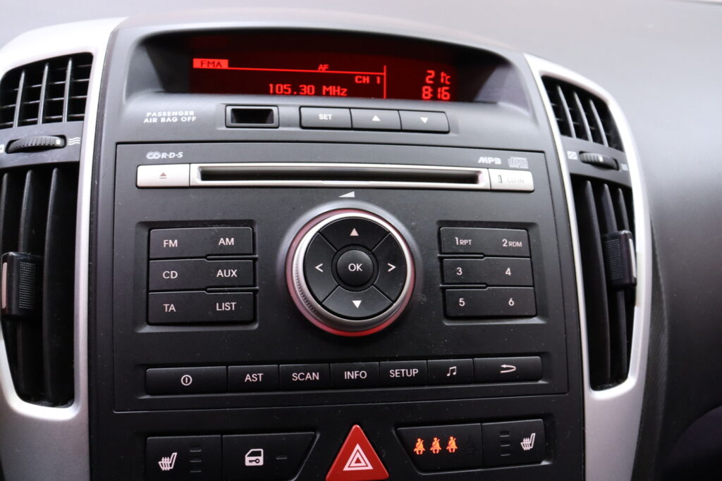 tuotekuva-Kia-ceed-LZC-302-2026-04-24-082001-17 tuotekuva-Kia-ceed-LZC-302-2026-04-24-082001-17