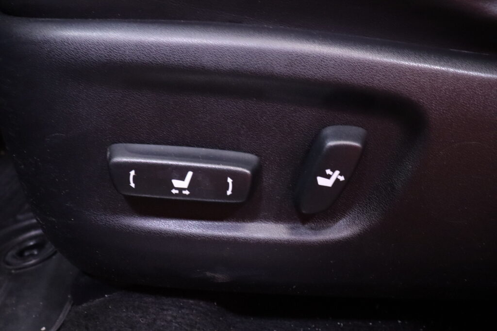 Lexus - NX - 300h Hybrid A AWD Comfort // Kaksiväriset Nahat / ACC / Keyless / Sähköpenkit // Lexus - NX - 300h Hybrid A AWD Comfort // Kaksiväriset Nahat / ACC / Keyless / Sähköpenkit // - Maastoauto