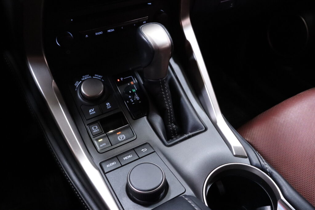 tuotekuva-Lexus-NX-RSS-876-2026-04-07-155103-20 tuotekuva-Lexus-NX-RSS-876-2026-04-07-155103-20