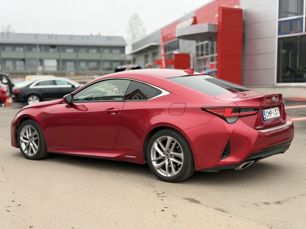 Lexus - RC - 300h Executive Lexus - RC - 300h Executive - Coupe