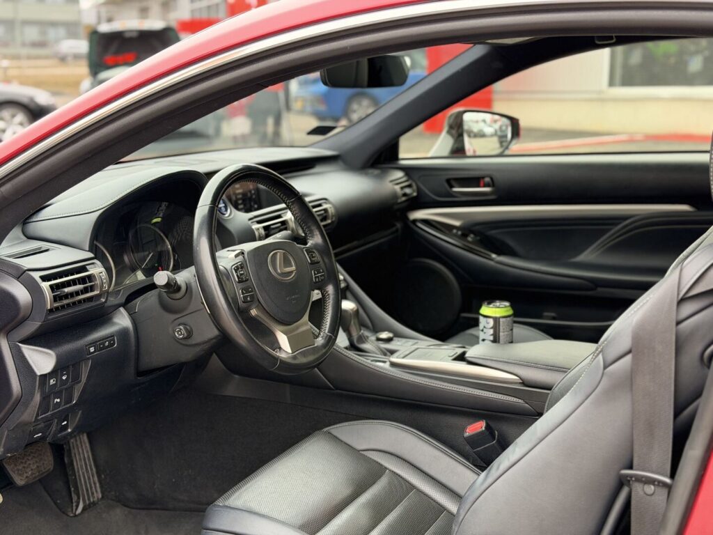 Lexus - RC - 300h Executive Lexus - RC - 300h Executive - Coupe