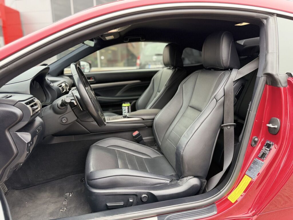 Lexus - RC - 300h Executive Lexus - RC - 300h Executive - Coupe