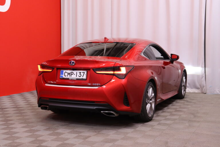 Lexus - RC - 300h Executive / Suomi-auto / Merkkihuollot / Adapt.vakkari / LED / CarPlay / Navi / Lohko & sisätilanpistoke / Tutkat / - Coupe