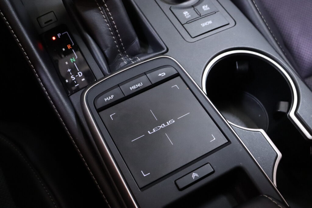 tuotekuva-Lexus-RC-CMP-137-2026-04-07-164103-28 tuotekuva-Lexus-RC-CMP-137-2026-04-07-164103-28