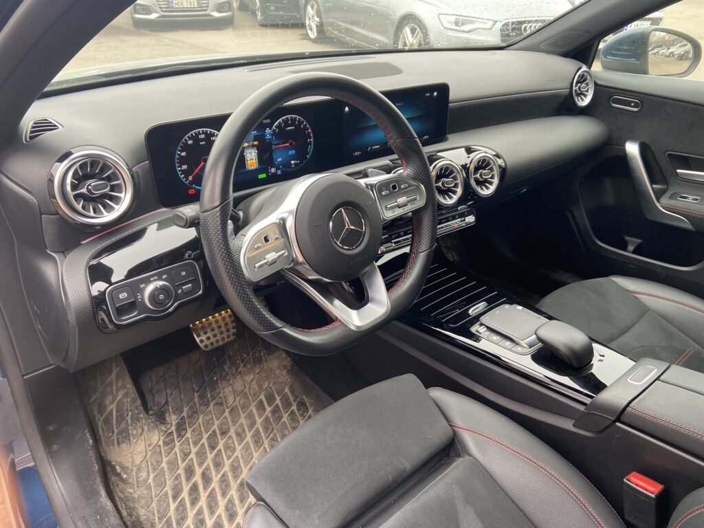 Mercedes-Benz - A - 250 e A Business AMG Edition Mercedes-Benz - A - 250 e A Business AMG Edition - Viistoperä