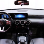 Mercedes-Benz - A - 180 A Business // 1-om Suomi-auto / Merkkihuollettu / Multibeam /  Vakkari / P-Kamera / Keyless / IHC+ / Vetokoukku // - Viistoperä