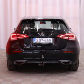 Mercedes-Benz - A - 180 A Business // 1-om Suomi-auto / Merkkihuollettu / Multibeam /  Vakkari / P-Kamera / Keyless / IHC+ / Vetokoukku // - Viistoperä