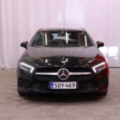 Mercedes-Benz - A - 180 A Business // 1-om Suomi-auto / Merkkihuollettu / Multibeam /  Vakkari / P-Kamera / Keyless / IHC+ / Vetokoukku // - Viistoperä