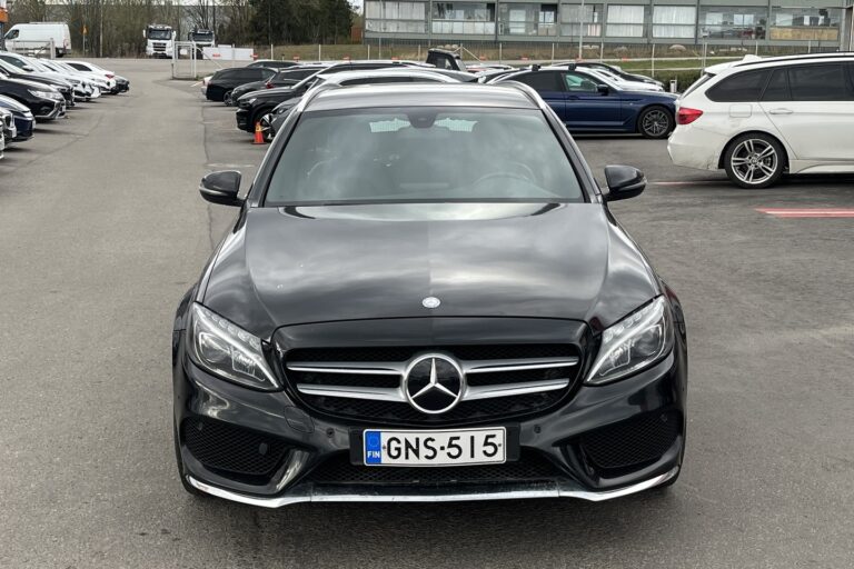 Mercedes-Benz - C - 200 d T A AMG Premium Edition - Farmari