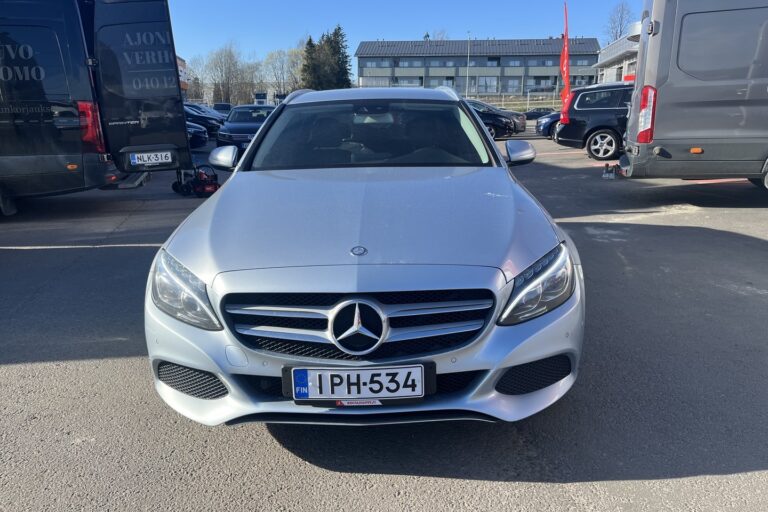 Mercedes-Benz - C - C 220 BLUETEC Farmari (AC) 5ov 2143cm3 A - Farmari