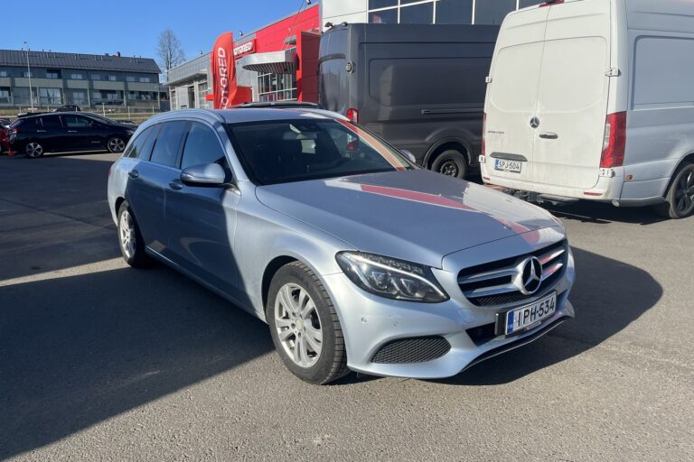 Mercedes-Benz - C - C 220 BLUETEC Farmari (AC) 5ov 2143cm3 A - Farmari