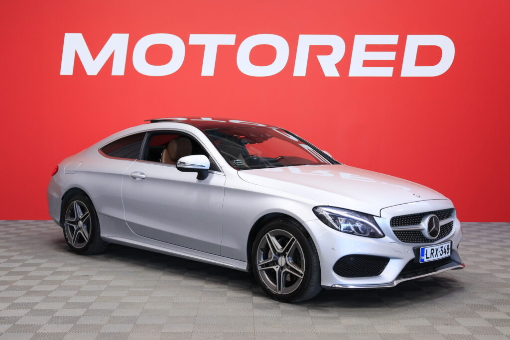 Mercedes-Benz - C - 220 d Coupé 4Matic A Business AMG // Webasto / Distronic+ / Burmester / Panorama / ILS / Blis / Ruskea nahkasisusta / - Coupe