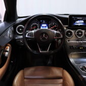 Mercedes-Benz - C - 220 d Coupé 4Matic A Business AMG // Webasto / Distronic+ / Burmester / Panorama / ILS / Blis / Ruskea nahkasisusta / - Coupe