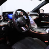 Mercedes-Benz - C - 300 e A Business AMG / DTR Pro / Digital Light / Koukku / MBUX Navi Premium / 360° / - Sedan