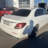 Mercedes-Benz - E - 300 de A Business Avantgarde Edition EQ Power - Sedan