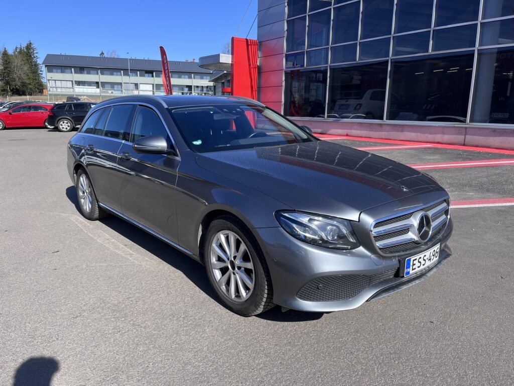 Mercedes-Benz - E - 350d T A Avantgarde - Farmari