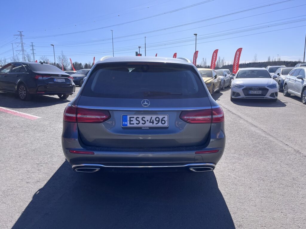 Mercedes-Benz - E - 350d T A Avantgarde Mercedes-Benz - E - 350d T A Avantgarde - Farmari