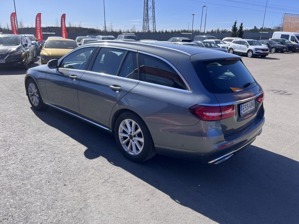 Mercedes-Benz - E - 350d T A Avantgarde Mercedes-Benz - E - 350d T A Avantgarde - Farmari