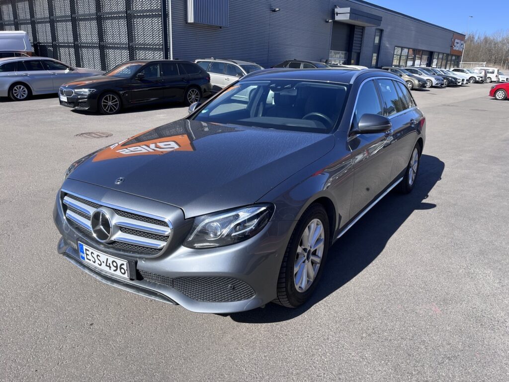 Mercedes-Benz - E - 350d T A Avantgarde Mercedes-Benz - E - 350d T A Avantgarde - Farmari