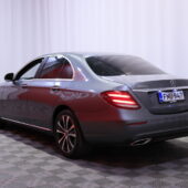Mercedes-Benz - E - 300 e A Business Avantgarde Edition EQ Power / Suomi-auto / Päivitetty tekniikka! / DTR+ / Widescreen / Multibeam / Muistipenkit / 360° / - Sedan