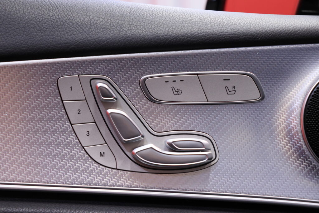 Mercedes-Benz - E - 300 e A Business Avantgarde Edition EQ Power / Suomi-auto / Päivitetty tekniikka! / DTR+ / Widescreen / Multibeam / Muistipenkit / 360° / Mercedes-Benz - E - 300 e A Business Avantgarde Edition EQ Power / Suomi-auto / Päivitetty tekniikka! / DTR+ / Widescreen / Multibeam / Muistipenkit / 360° / - Sedan