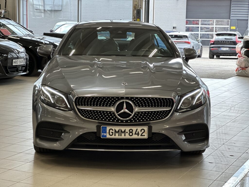 Mercedes-Benz - E - 220 d A Coupé Business AMG Mercedes-Benz - E - 220 d A Coupé Business AMG - Coupe