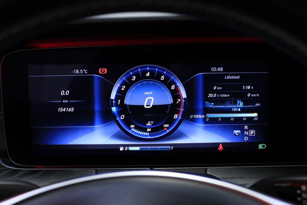 tuotekuva-Mercedes-Benz-E-JNN-521-2026-04-09-145506-17 tuotekuva-Mercedes-Benz-E-JNN-521-2026-04-09-145506-17