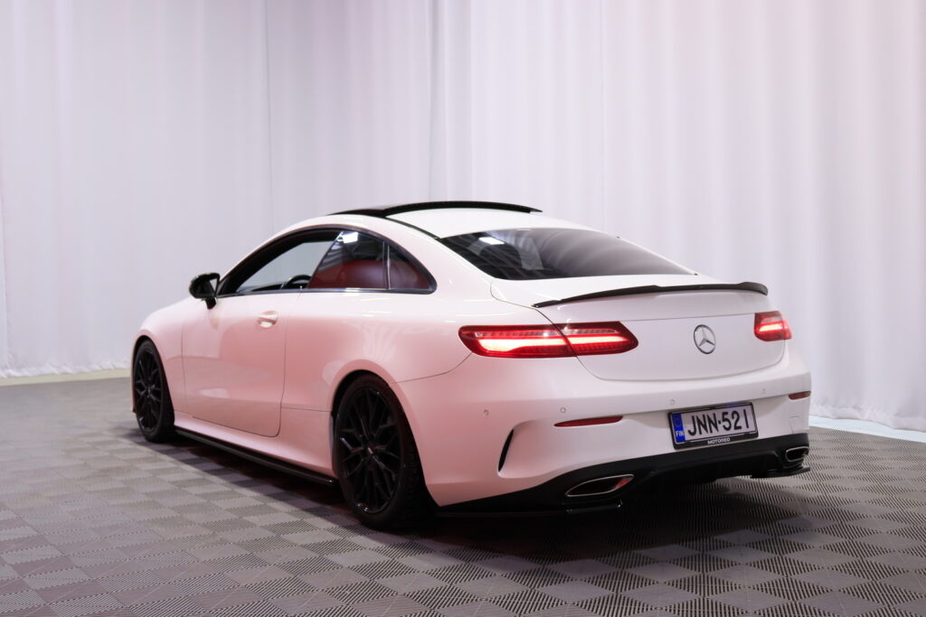 Mercedes-Benz - E - 200 4MATIC Coupé AMG // DTR+ / Burmester / Webasto / Multibeam / Widescreen / Mercedes-Benz - E - 200 4MATIC Coupé AMG // DTR+ / Burmester / Webasto / Multibeam / Widescreen / - Coupe