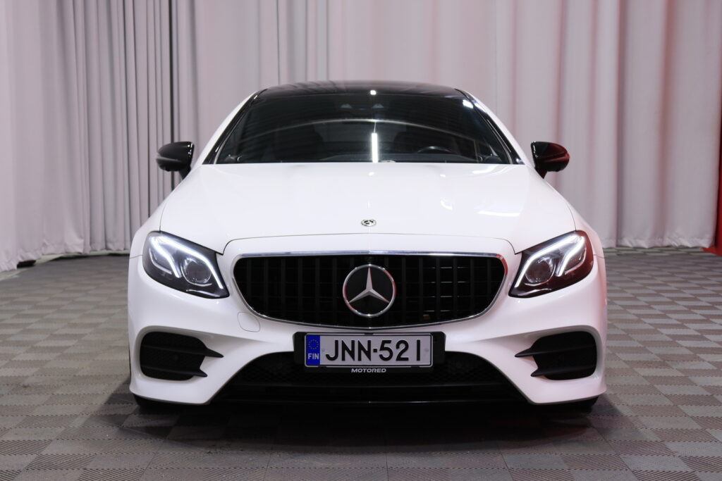 Mercedes-Benz - E - 200 4MATIC Coupé AMG // DTR+ / Burmester / Webasto / Multibeam / Widescreen / Mercedes-Benz - E - 200 4MATIC Coupé AMG // DTR+ / Burmester / Webasto / Multibeam / Widescreen / - Coupe