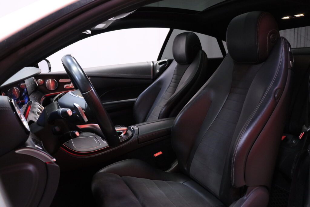 Mercedes-Benz - E - 200 4MATIC Coupé AMG // DTR+ / Burmester / Webasto / Multibeam / Widescreen / Mercedes-Benz - E - 200 4MATIC Coupé AMG // DTR+ / Burmester / Webasto / Multibeam / Widescreen / - Coupe