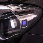 Mercedes-Benz - E - 220 d 4MATIC A Business Avantgarde / 1.om Suomi-auto / Merkkihuollot / Distronic+ / Multibeam / 360° / Keyless / Widescreen / - Sedan